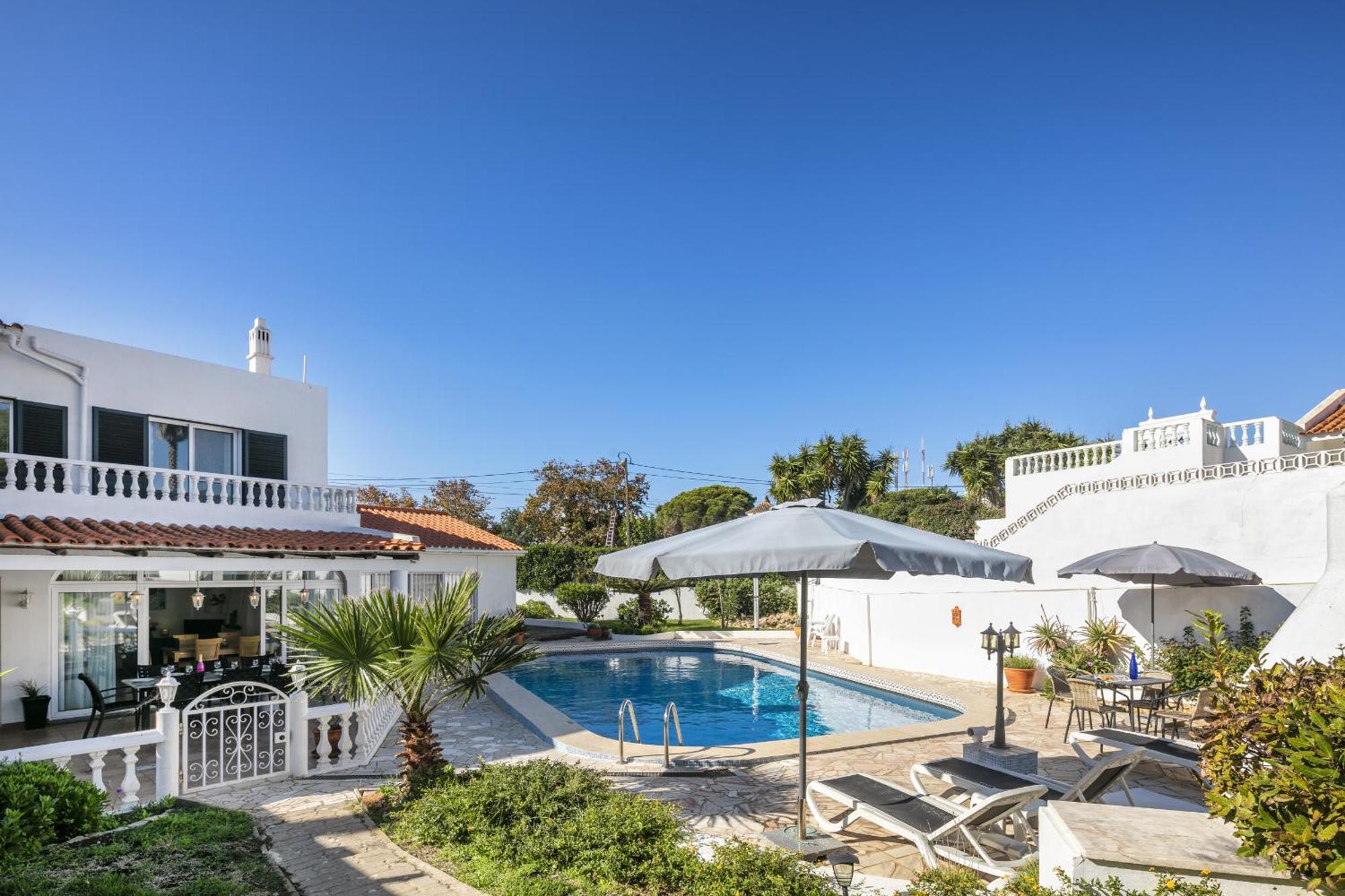 Casa Sentosa Ferienhaus